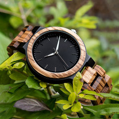 Men's wooden strap quartz watch