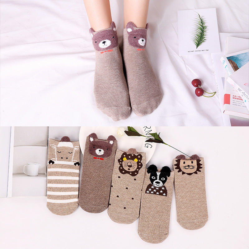 Women's Fashion Simple Cartoon Cotton Socks